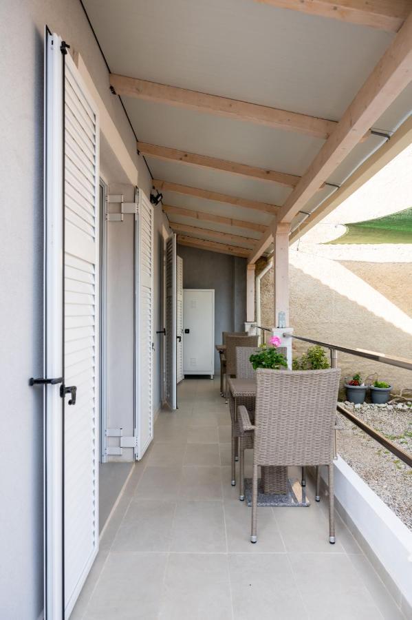 Fouki Apartments Ipsos Beach Exterior foto